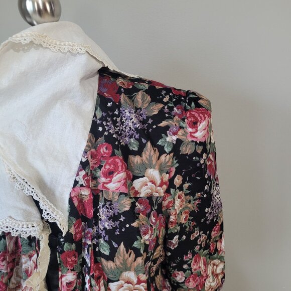 1980s Floral Sailor Collar Shirt Dress - Picture 6 of 16